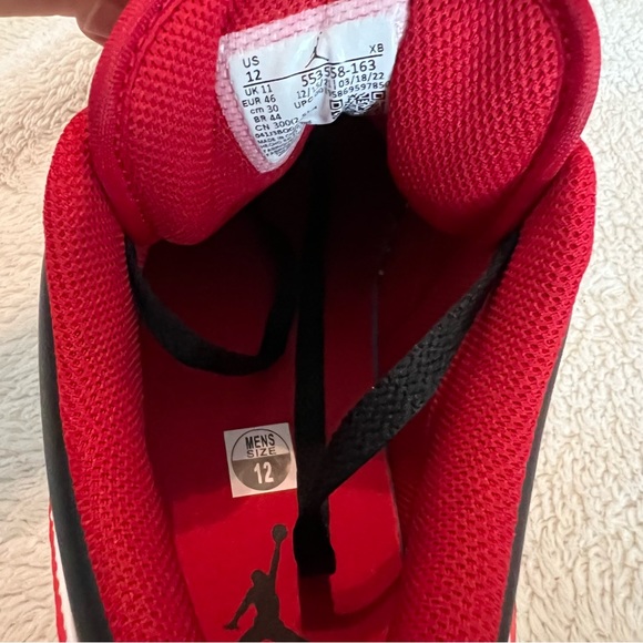 NWOT Nike Men’s Air Jordan 1 Bulls 553558-163 Athletic Sneakers Size 12. - Picture 6 of 6